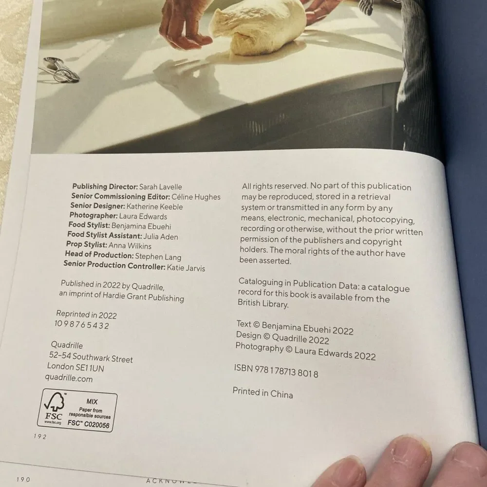 Good Day to Bake : Simple Baking Recipes for Every Mood, Hardcover by Ebuehi,...
